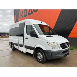 Mercedes-Benz Sprinter 315 CDI 11 + 1 SEATS / LIFT
