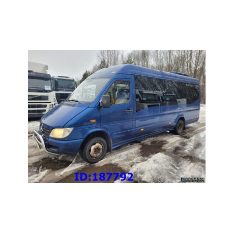 Mercedes-Benz Sprinter 416 Prostyle VIP 17-seater